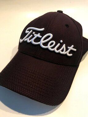 Black Titleist Golf Embroidered baseball hat cap adjustable strap